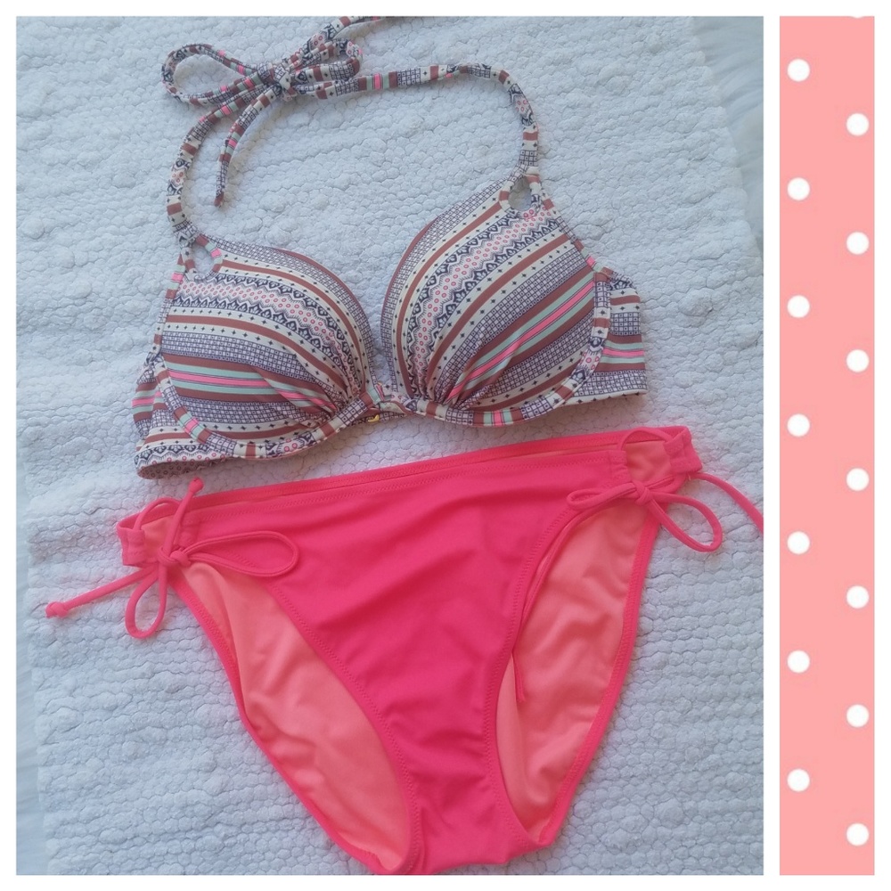 SOLD! Victoria Secret Bombshell RARE Paisley Bikin